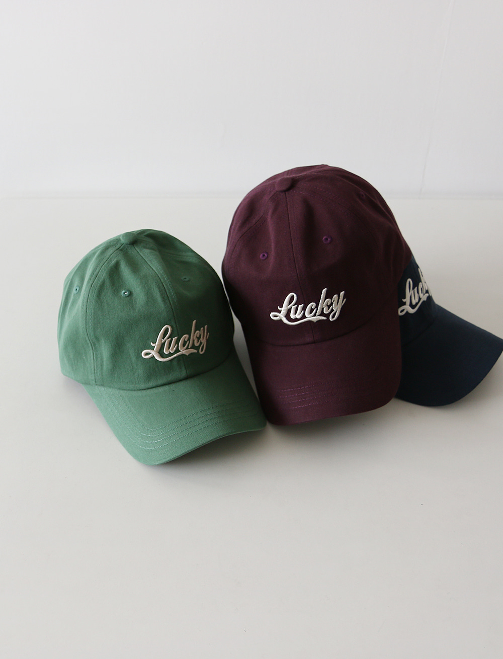 lucky cap (9c)